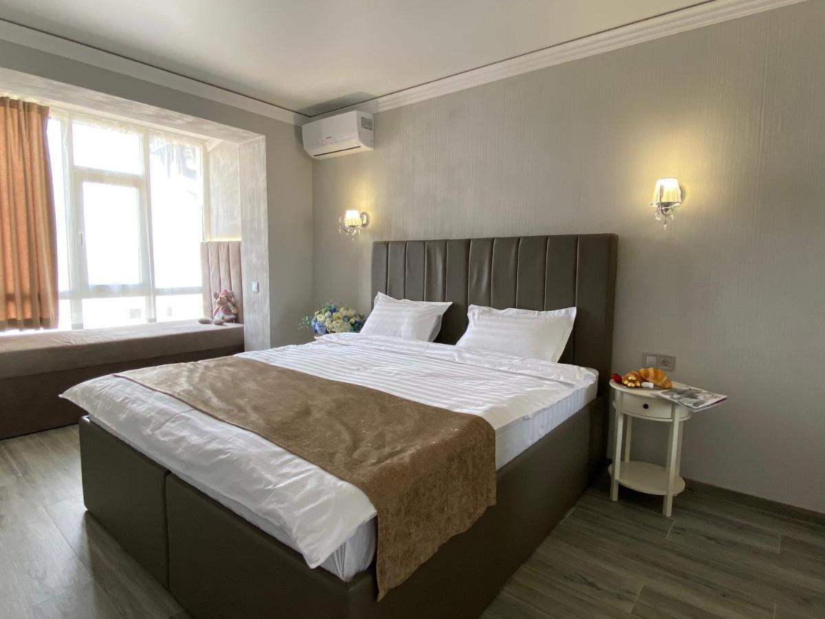 Apart Reserve Central Ivano-Frankivszk Kültér fotó